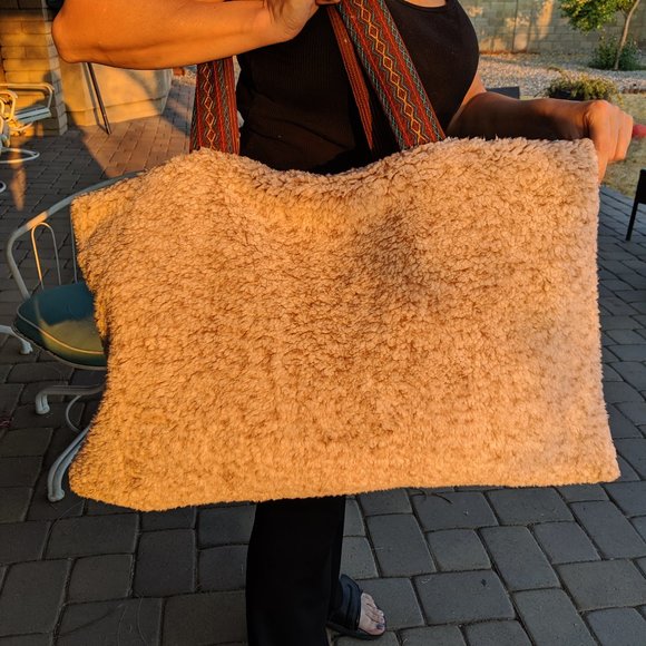 Oversized Plush Tote - Picture 5 of 8